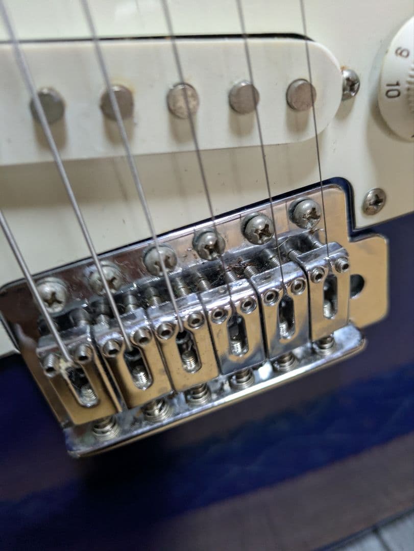 フォトジェニック　ブルー　エレキギター　ストラトキャスタータイプ