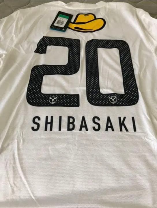 鹿島アントラーズ所属元日本代表柴崎岳直筆サイン入りユニフォーム