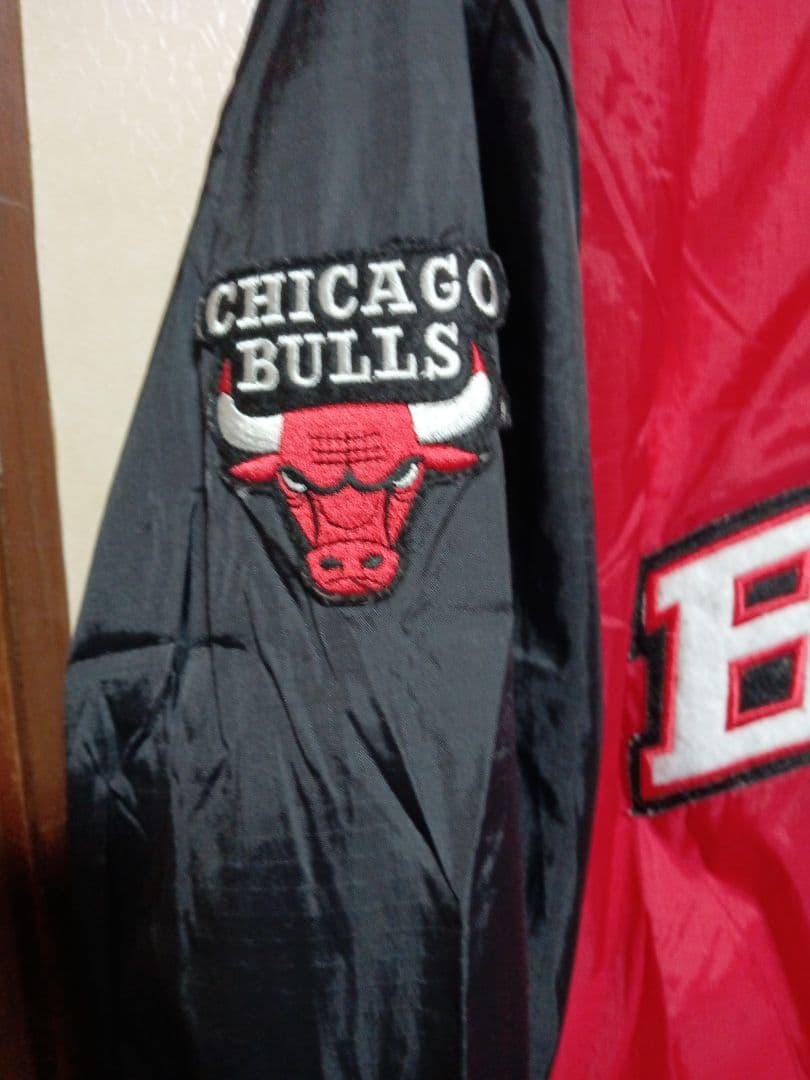 90s シカゴ・ブルズ　ハーフジップジャケット 古着