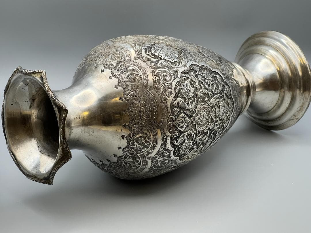 ととろ　銀製　ライオンマーク　三越　銀花瓶　花入れ　手彫　重量約820g