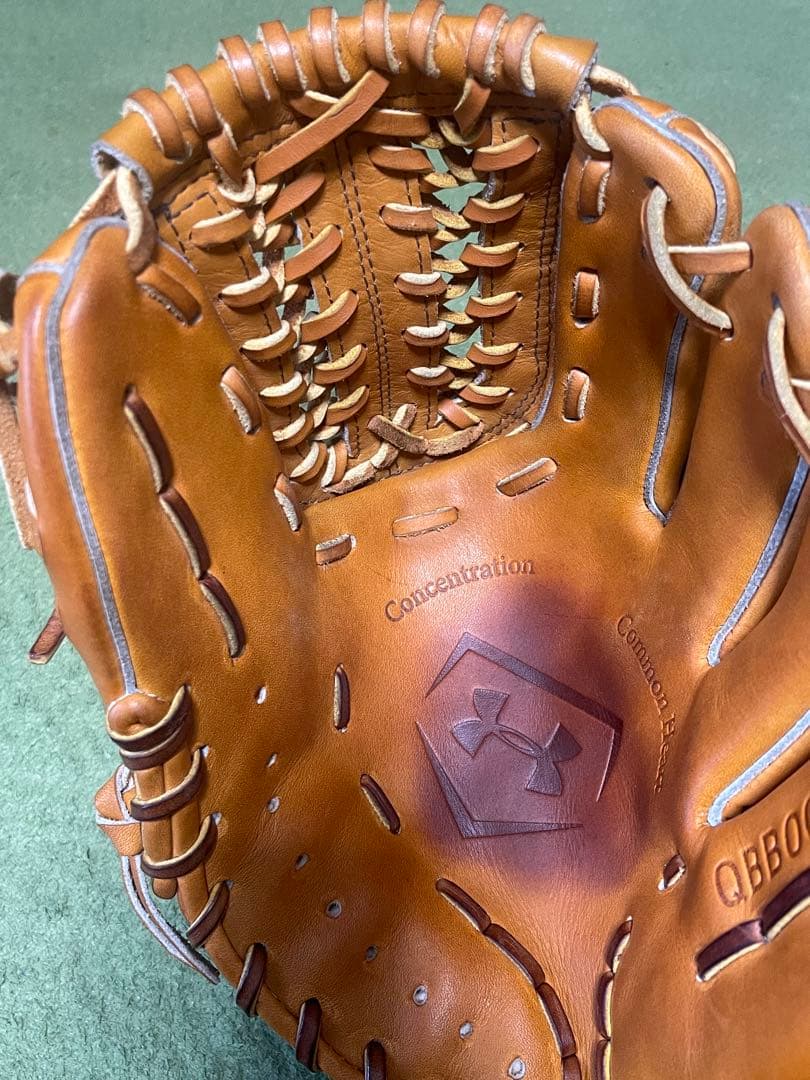 アンダーアーマー　野球　グローブ　硬式　内野