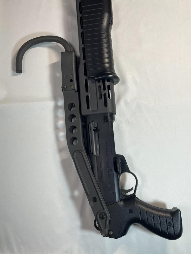 東京マルイ　エアーショットガン　ＳＰＡＳ１２（スパス１２）　メタルストック付き