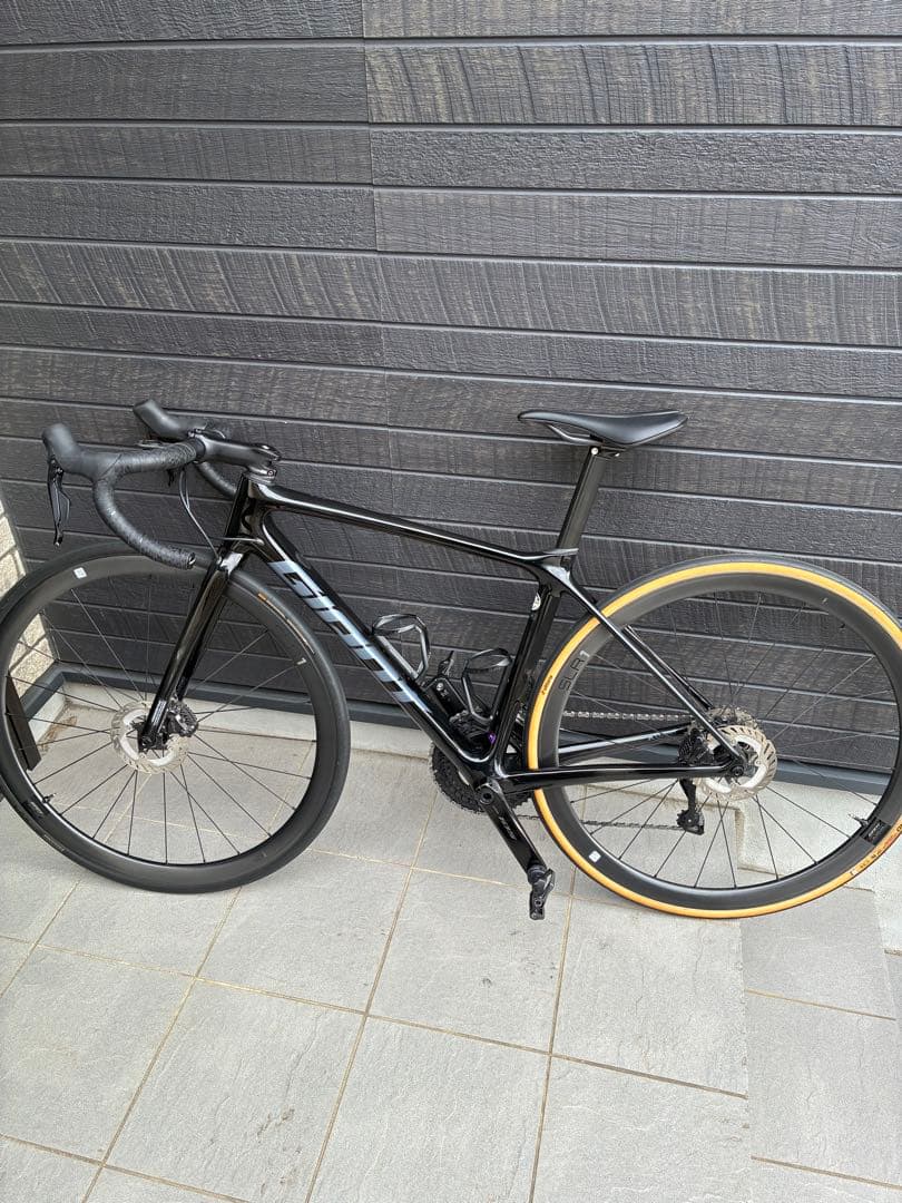 GIANT TCR ADVANCED 105Di2 SLR1カーボン　ペダル無し