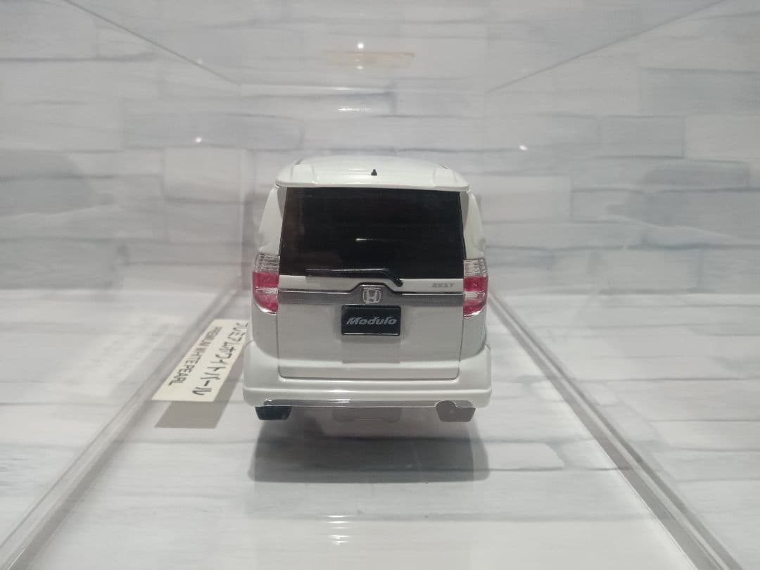 1/24 ホンダ　カラーサンプル　ミニカー　ゼスト　モデューロエアロ　ホワイト