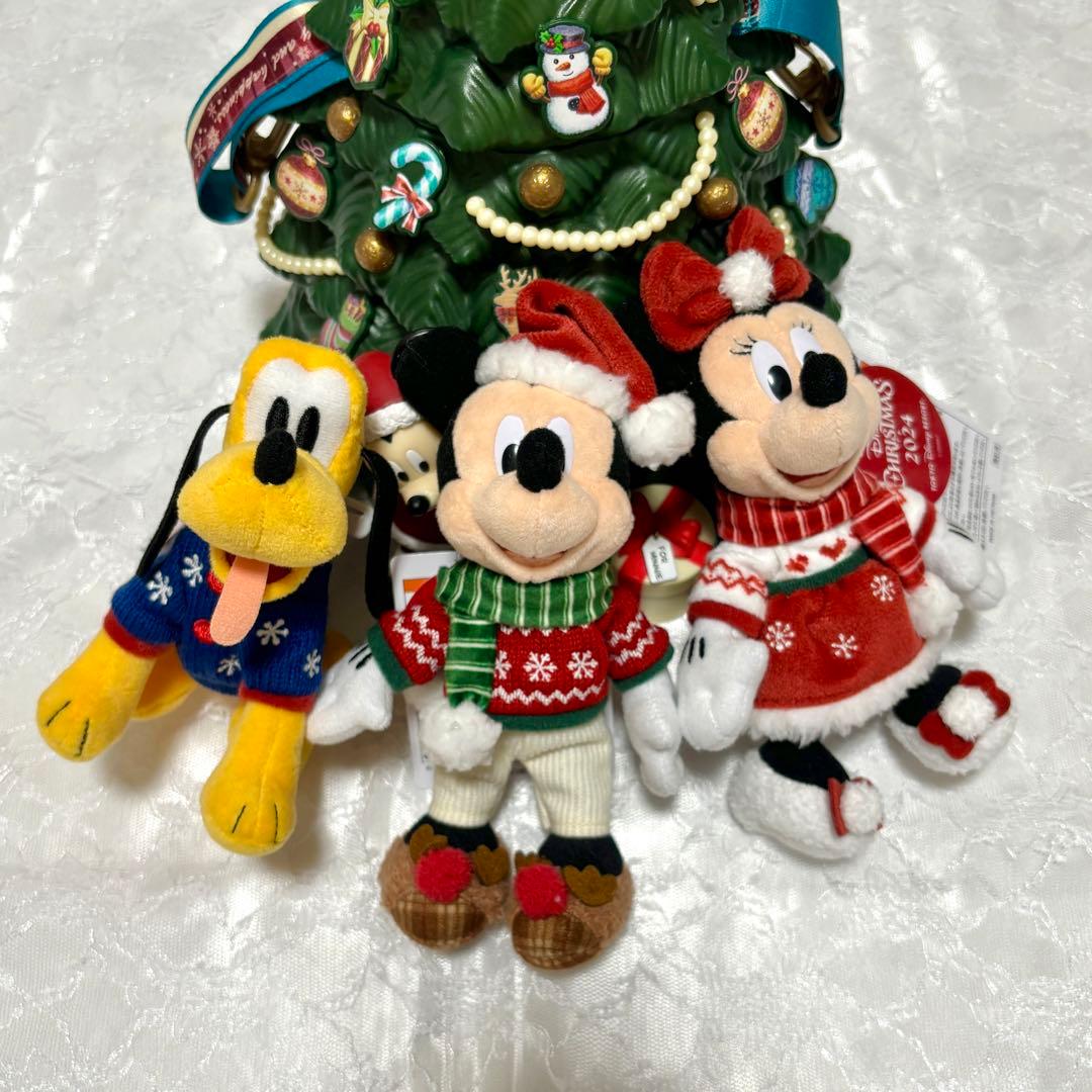 お顔厳選！ディズニークリスマス ミッキー、ミニー、プルート ぬいぐるみバッジ