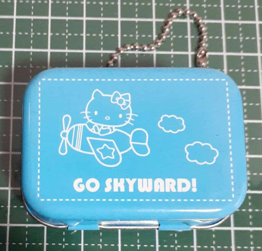 ハローキティ コレクターズマスコット 不思議の国のアリス　1個