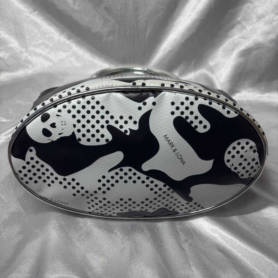 【未使用に近い】MARK&LONA 防水 カートバッグ ハンドバッグ スカルロゴ