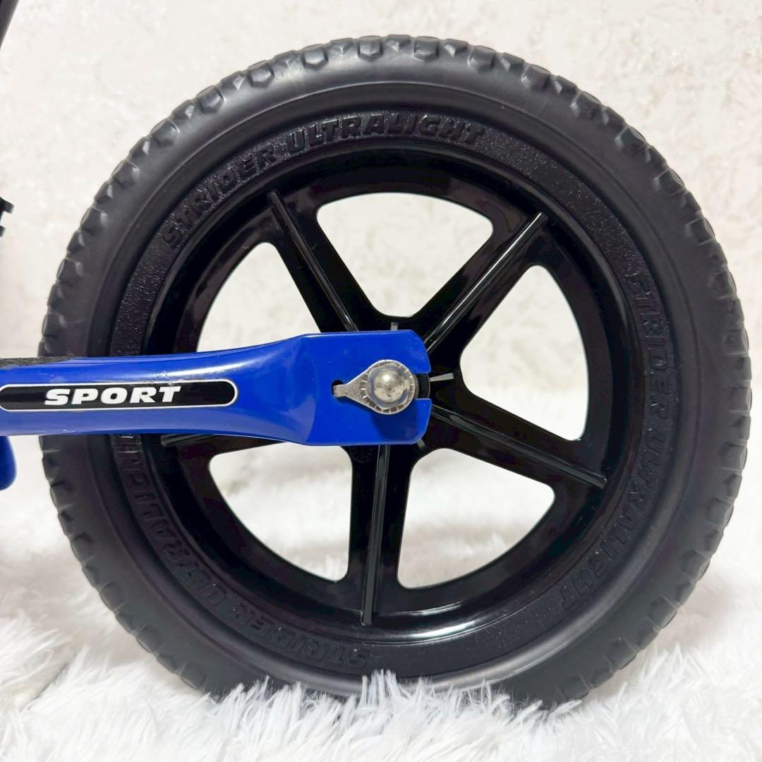 『美品』STRIDER ストライダー12インチ スポーツモデル　青　ブルー