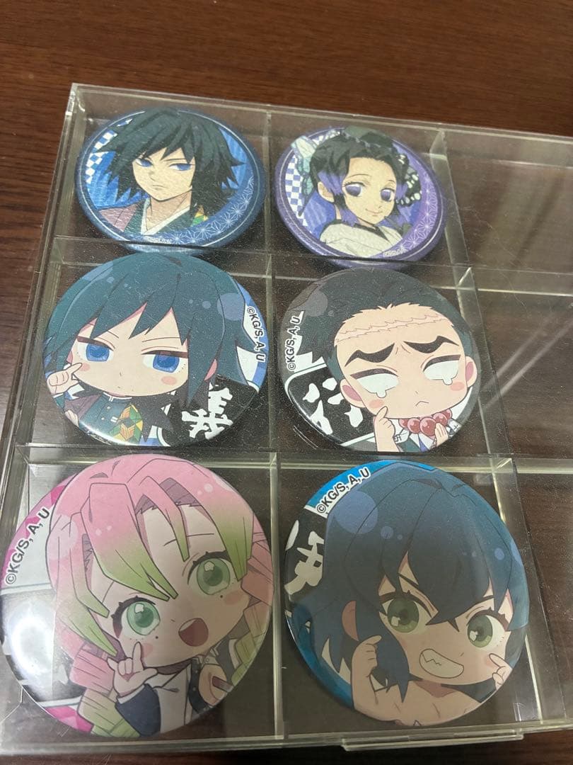 鬼滅の刃　ハートアップ　缶バッジ　8点
