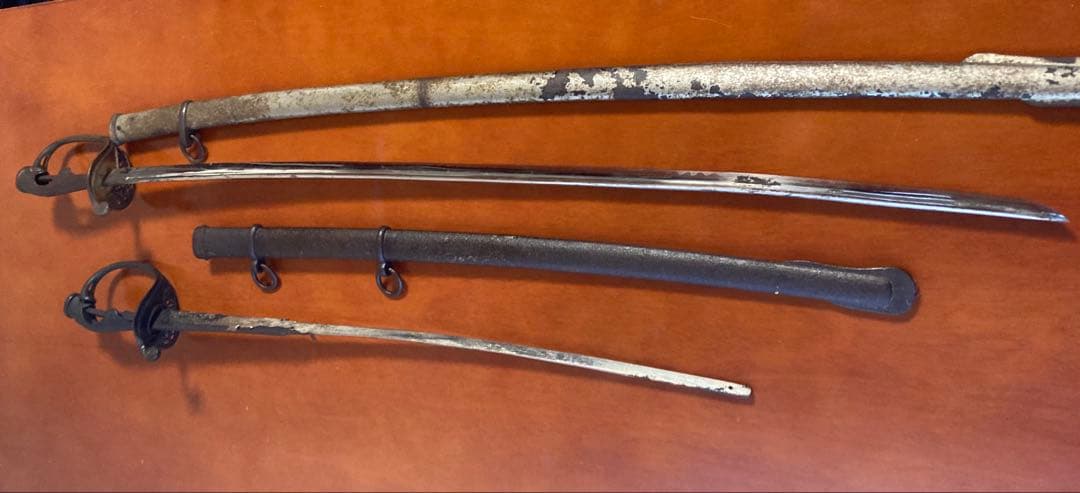 軍刀　日本軍　陸軍将校用　個人装備　指揮刀　サーベル型指揮旗　2点