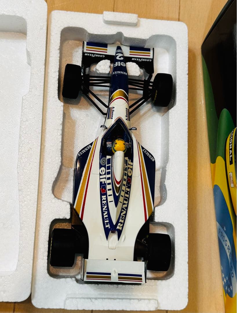 【未使用】マクラーレン　アイルトンセナ　1994 FW16 1/18
