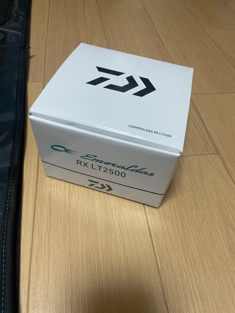 エメラルダスRXLT2500 フルベアリング化　美品エギングリール ダイワ