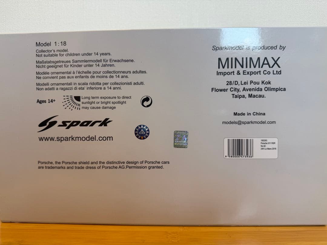 【MINICHAMPS】1/18 Porsche 911 RSR #92