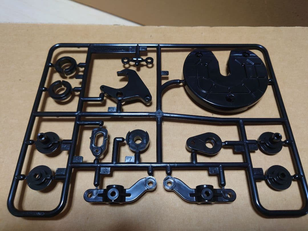 タミヤ メルセデス・ベンツ 1850L 1/14