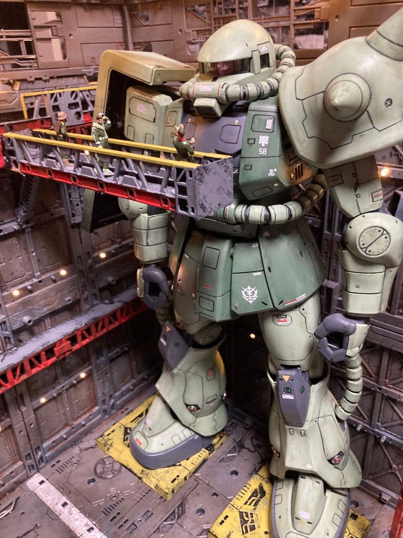 メガサイズガンダム&ザク