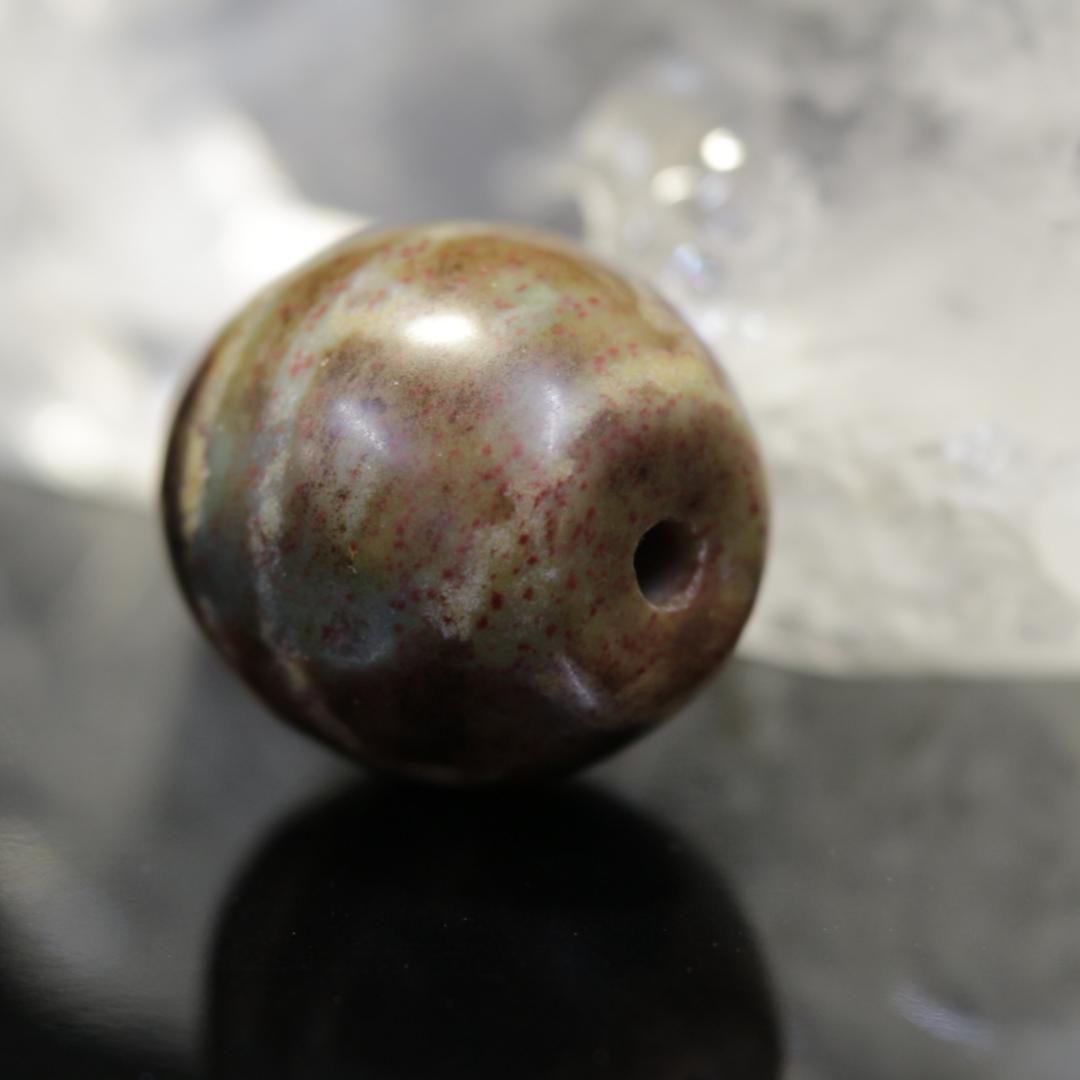 四線虎牙天珠：朱砂入り