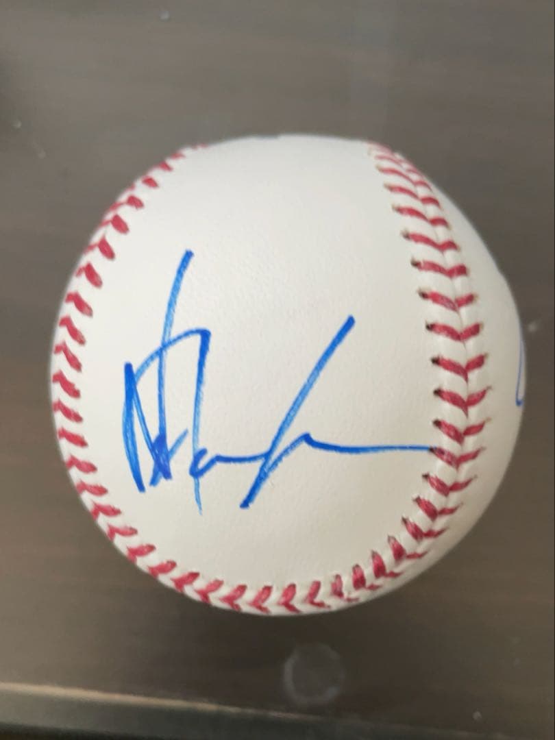 大谷翔平、山本由伸、佐々木朗希　直筆トリプルサインボール　ケース付