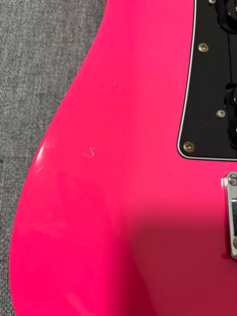 Ibanez Mikro ピンクエレキギター