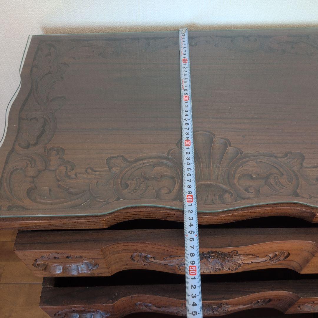 木製楕円形テーブルと6脚の椅子.引き出し棚