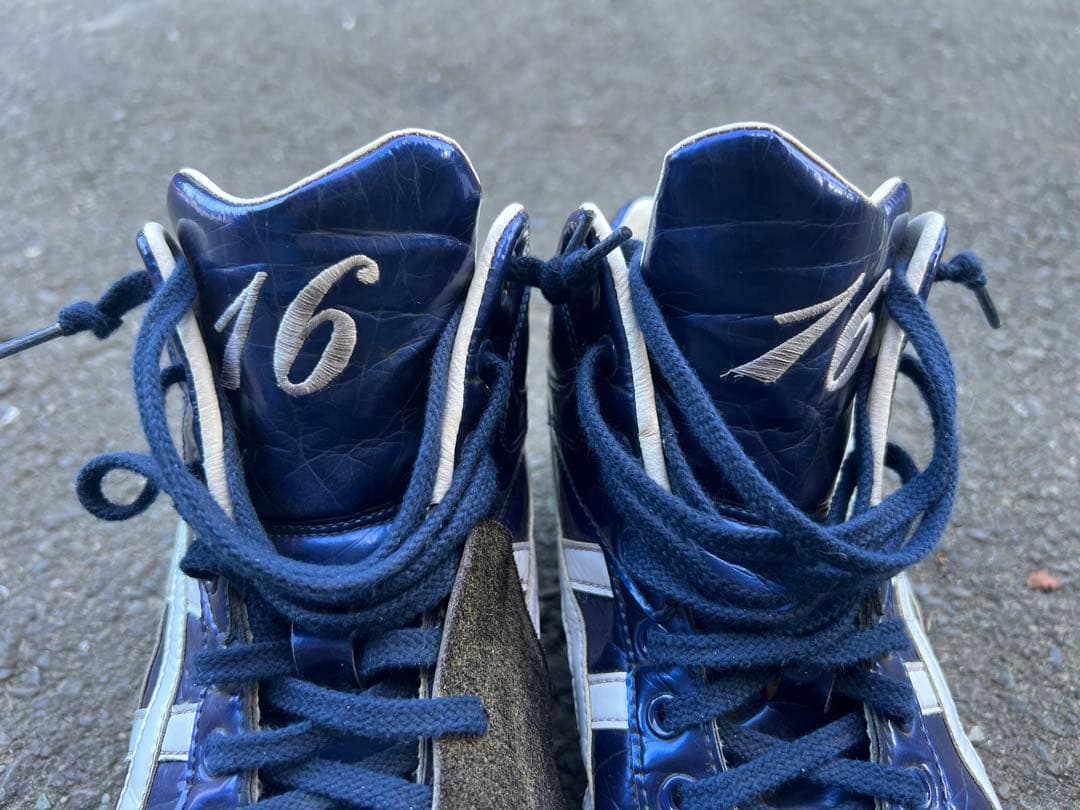 ASICS スパイク ネイビー/ホワイト