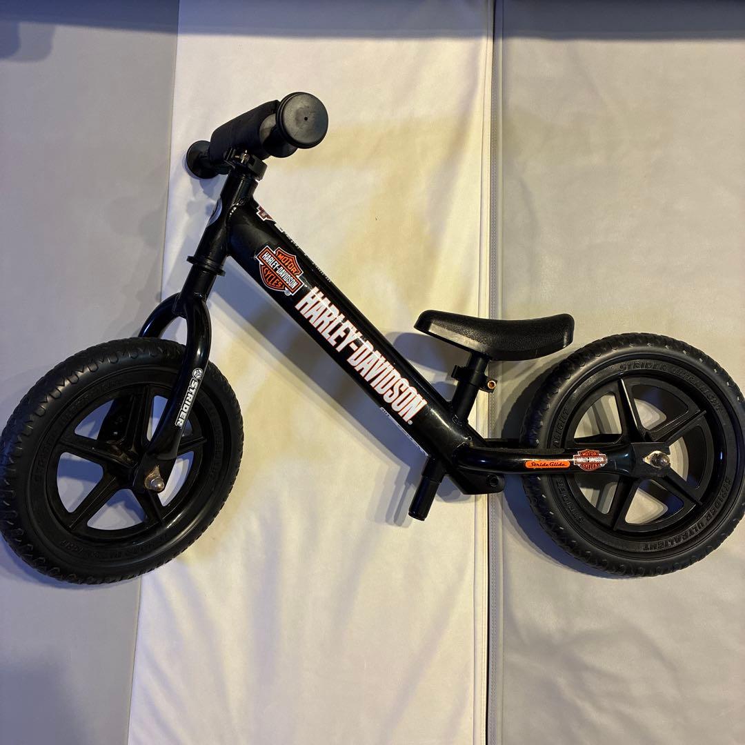 ストライダー ハーレーコラボ 12インチ(ヘルメット・移動用バッグ付き)