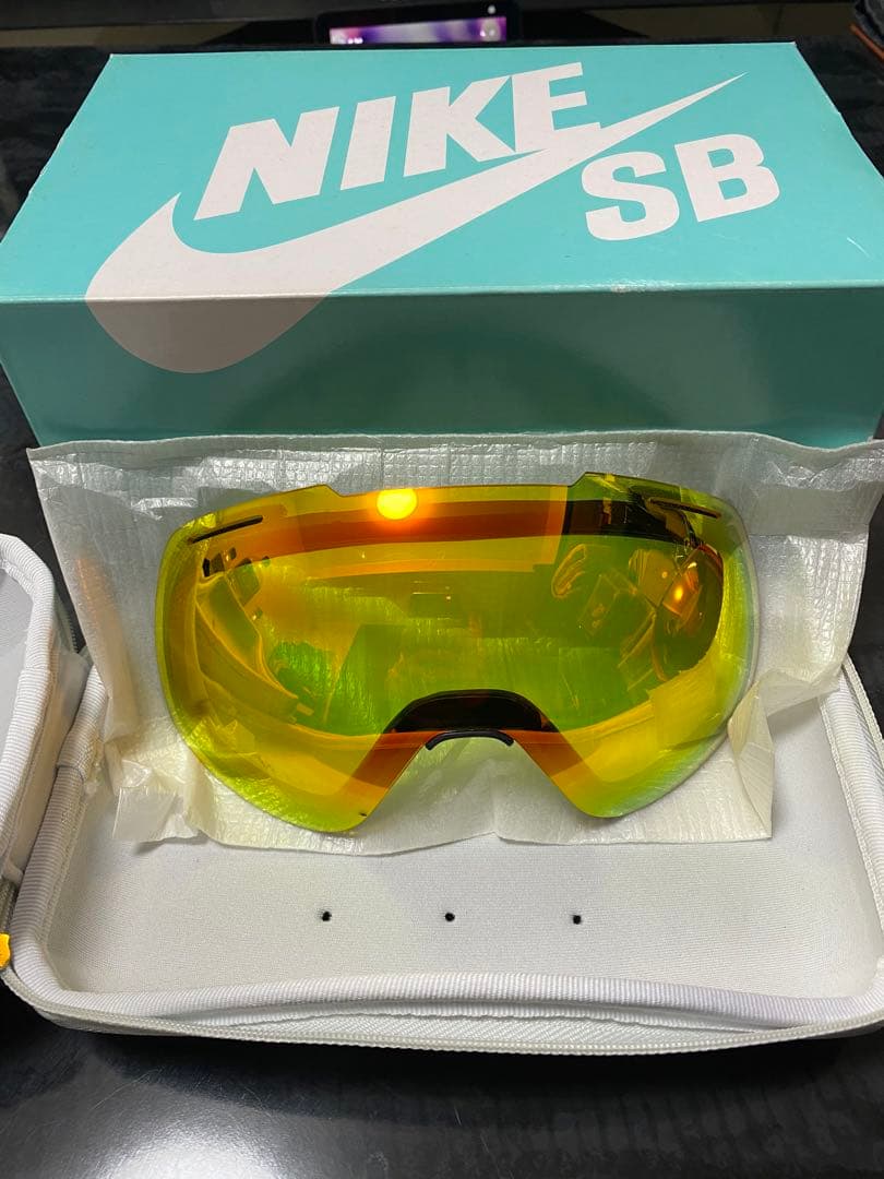 【新品未使用】NIKE スノーボードゴーグル