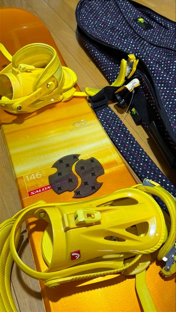 Salomon 146cm スノーボード／ビンディング／ケース＋新品ゴーグル