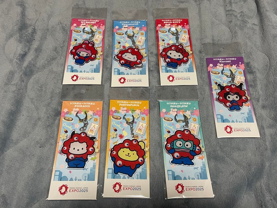 ミャクミャクサンリオアクリルキーホルダー 7点セット