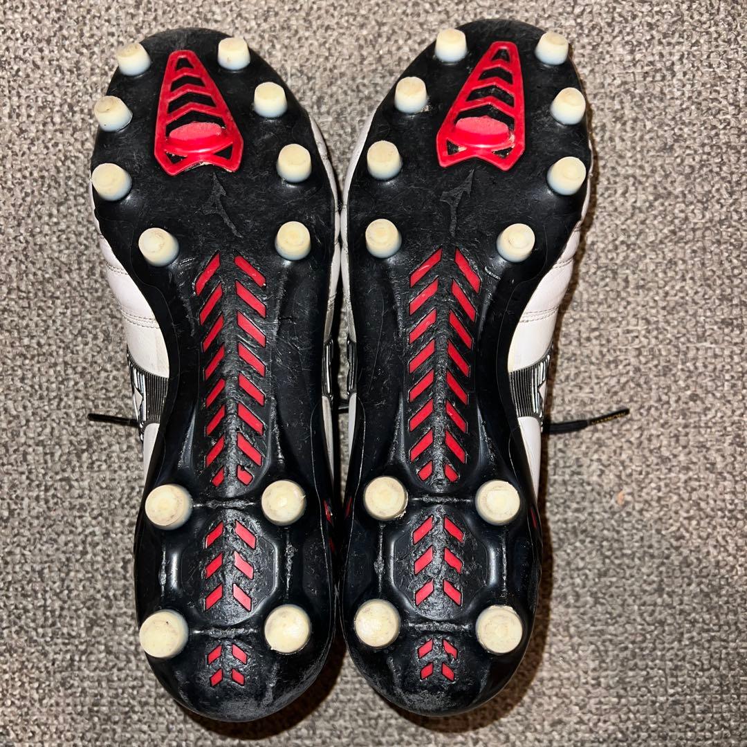 Mizuno サッカーシューズ ホワイト/ブラック/レッド