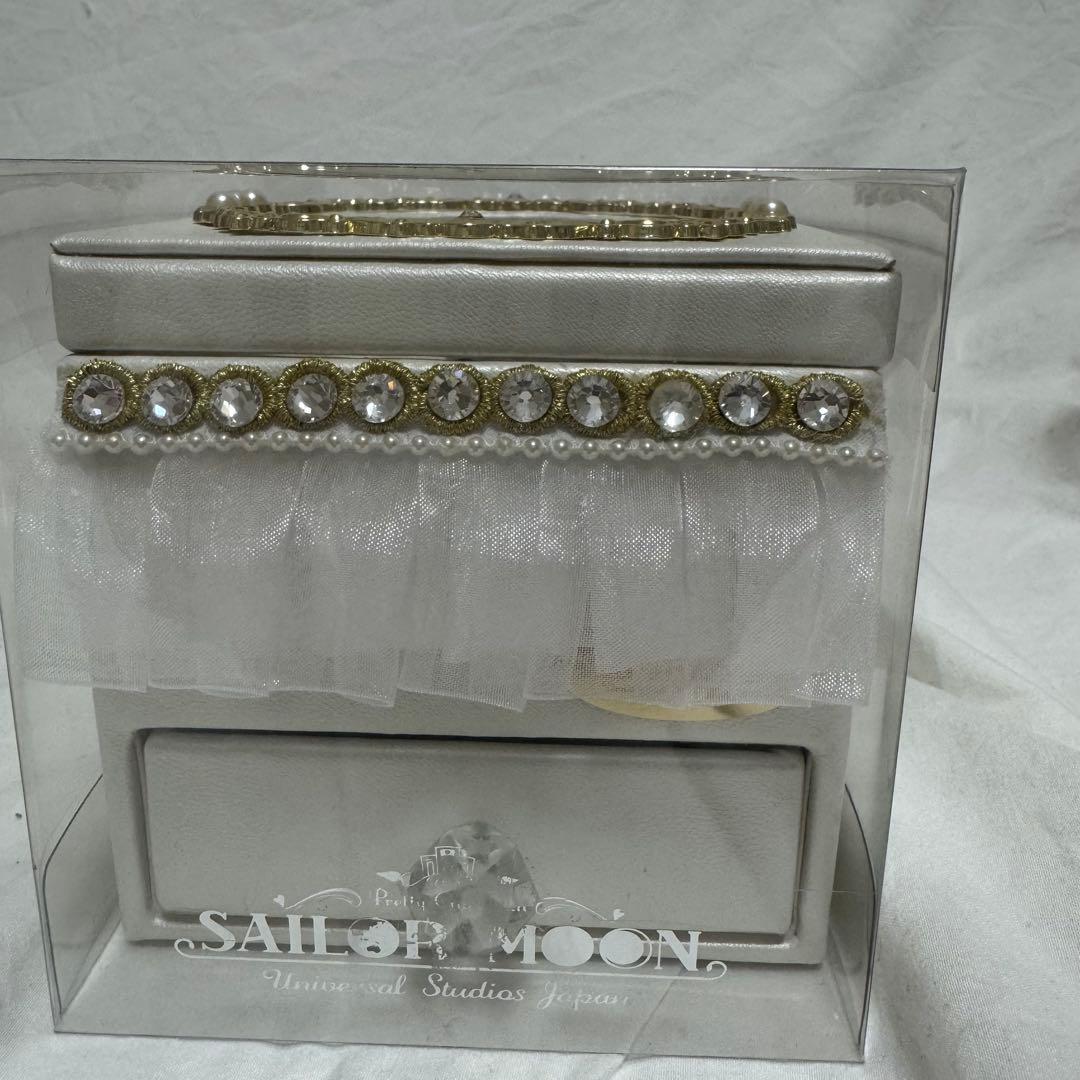 新品♡セーラームーン♡ユニバ♡ジュエリーBOX♡