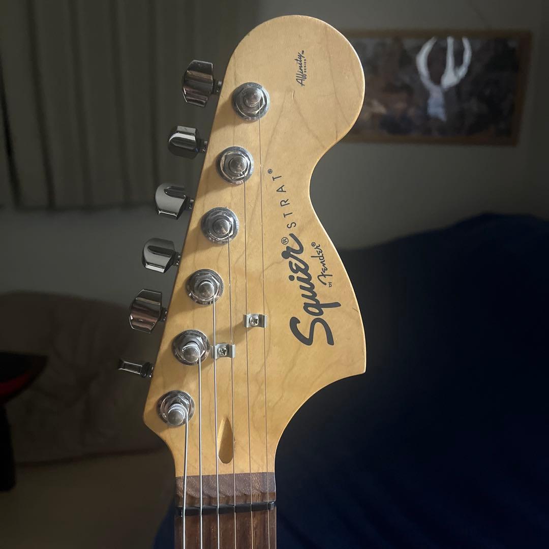 Squier Stratocaster エレキギター