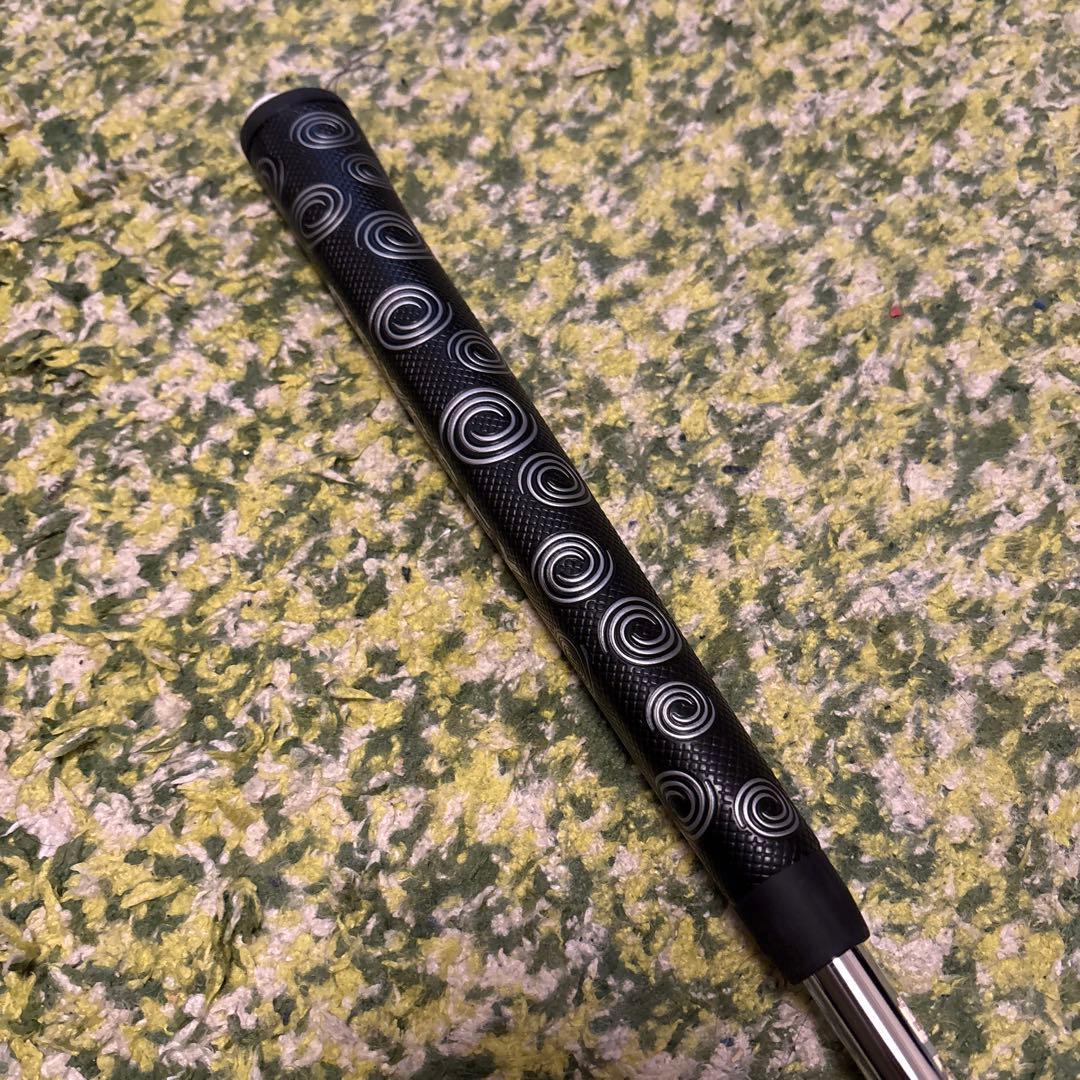 【中古美品】Odyssey Microhinge DW パター(33インチ)