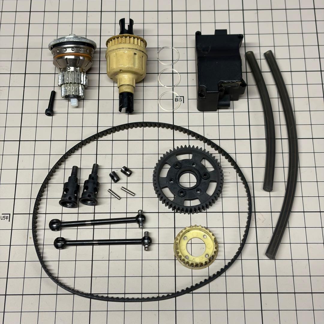 t*2様 INFINITY IF15 1/10GP ツーリングカーシャーシ