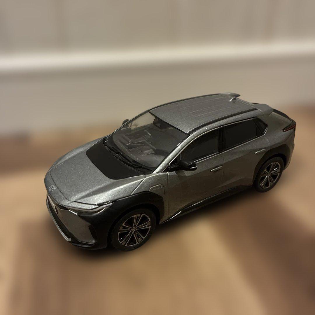 bz4x カラーサンプル　10台