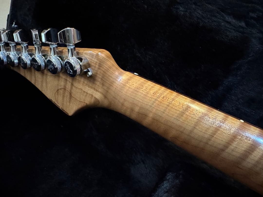 Suhr Classic S Antique RoastedFlameMaple