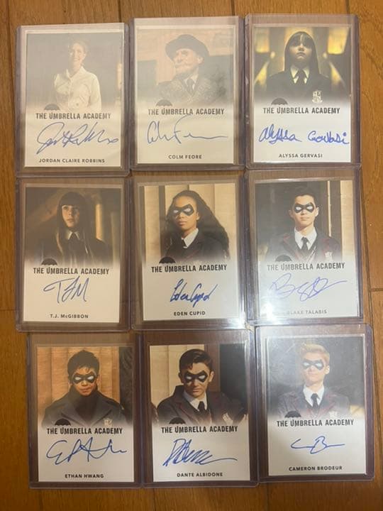 最終値下　アンブレラアカデミー　サイン　オートカードフルコンプ　セット売り