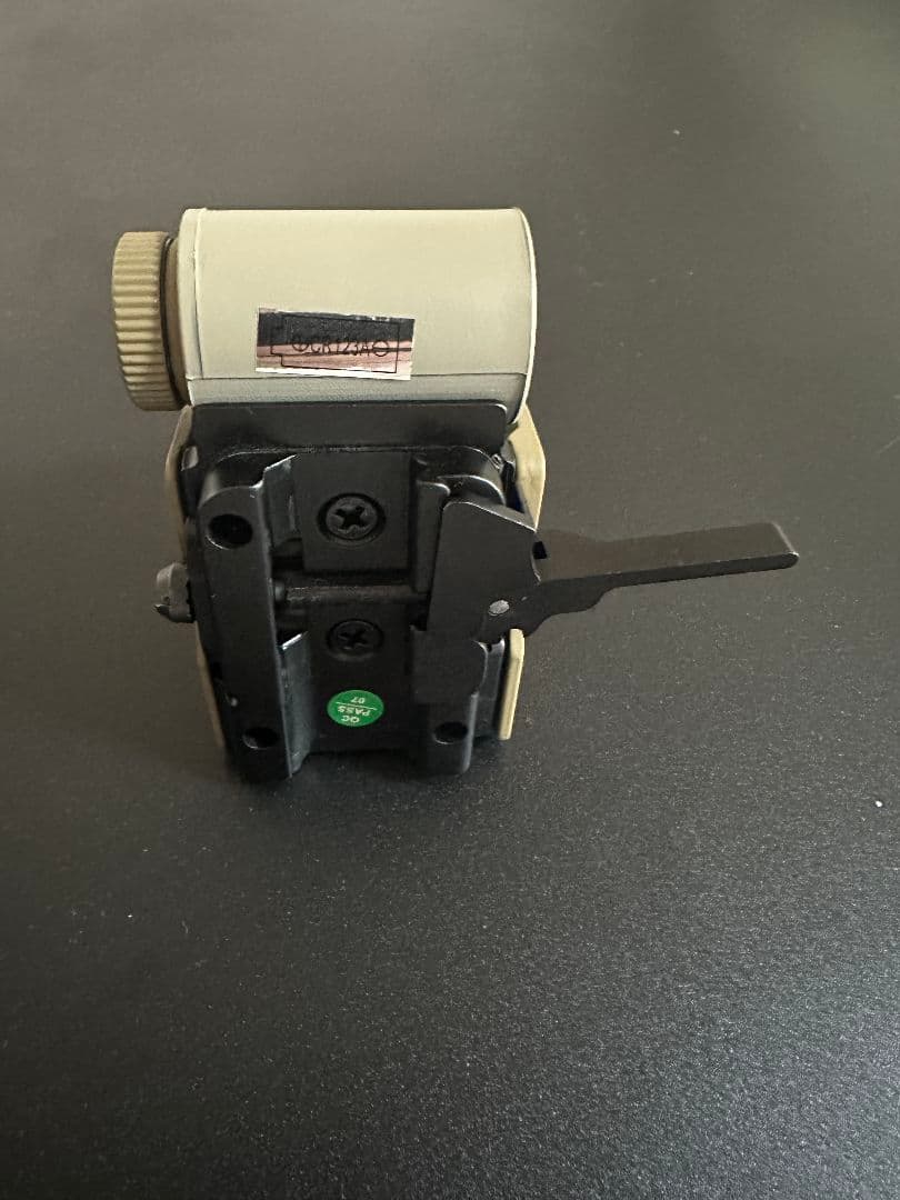 [連休セール]EOTech ホロサイトとマグニフファイア タンカラー