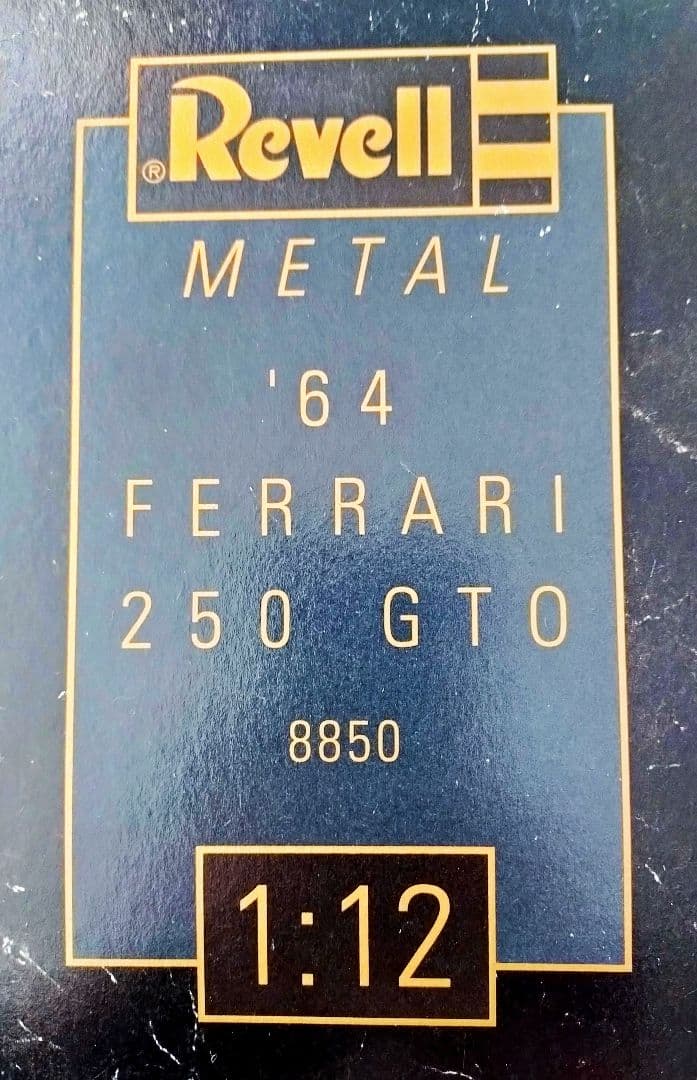 ミニカー Revell Ferrari 250 GTO 1/12