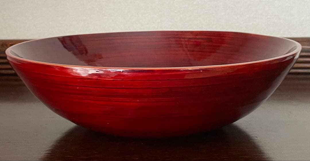赤色 漆器 丸型飾り椀　光沢仕上げ