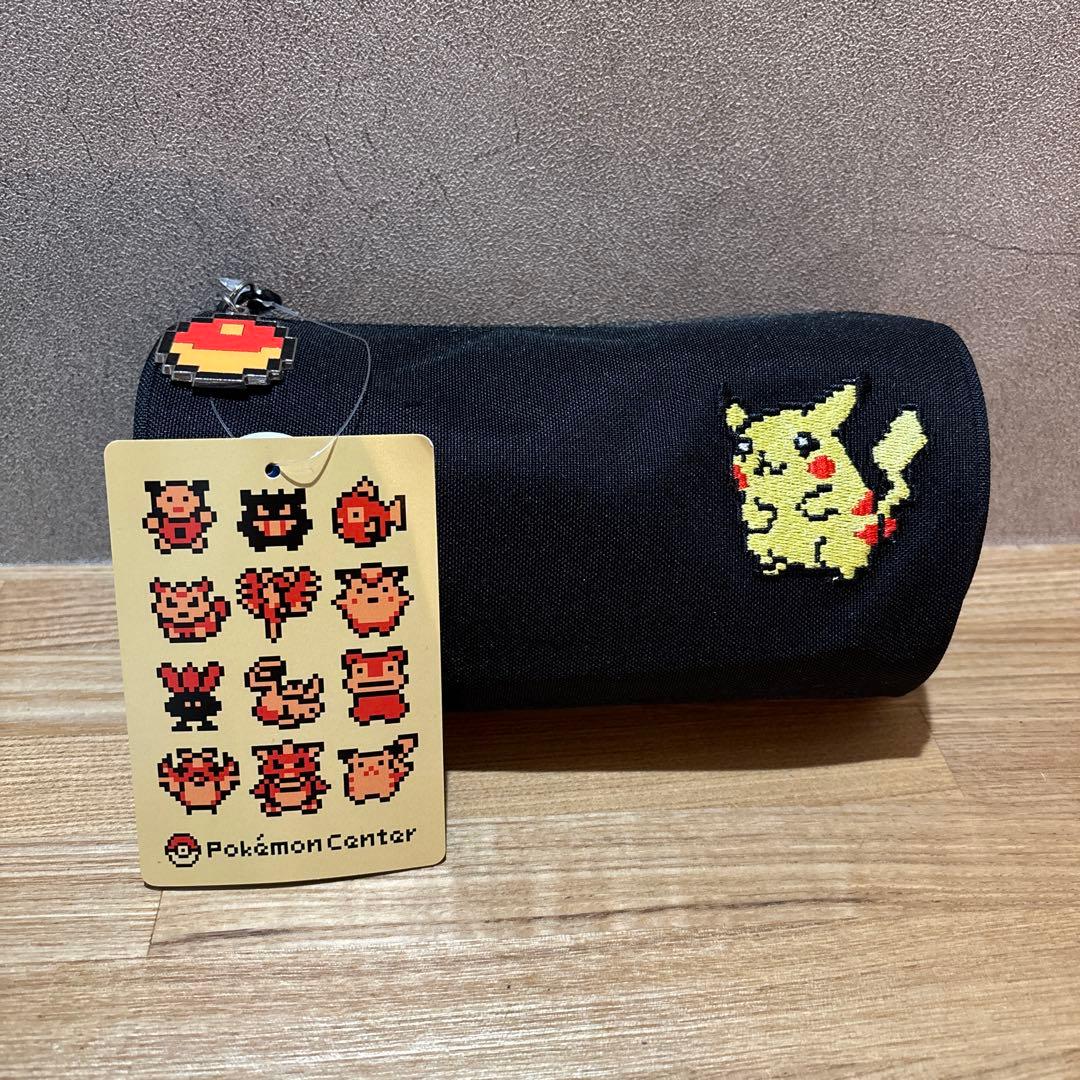 【完売品】新品未使用　ポケモンセンター　金銀　ポーチ　OUTDOOR 25周年