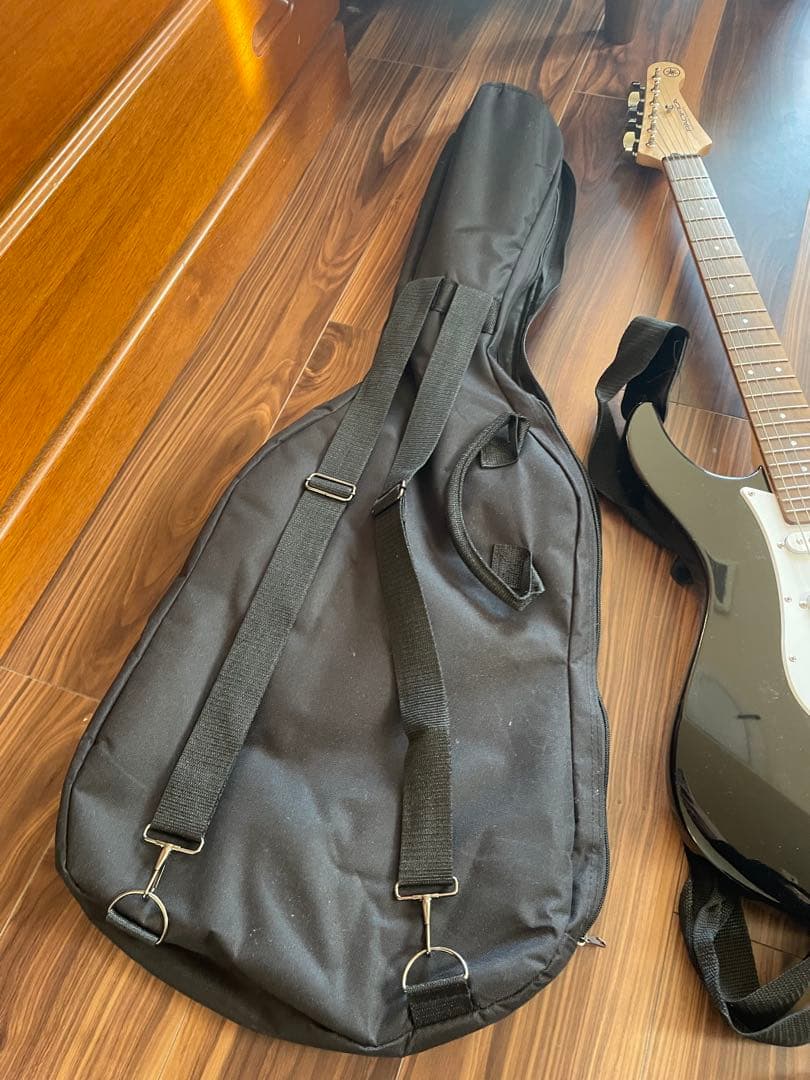 エレキギターYAMAHA アンプ