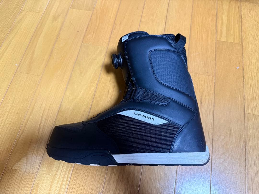 美品 LASTARTS スノーボードブーツ ブラック 28cm