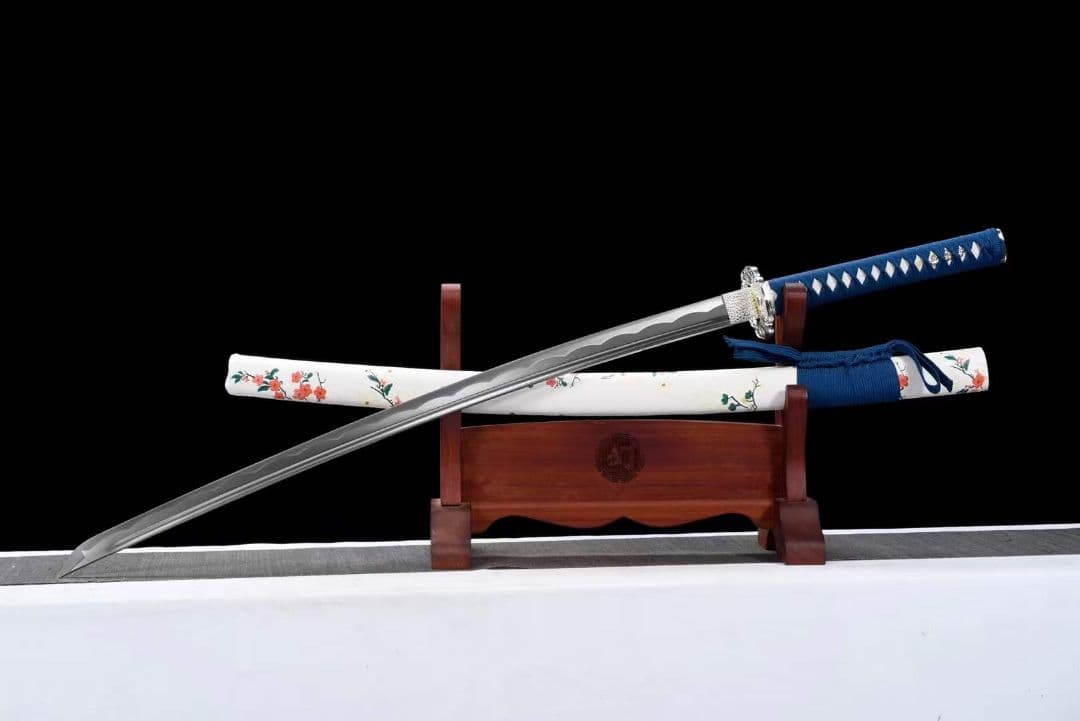 【スズラン】古兵器 武具　刀装具　日本刀　模造刀 居合刀