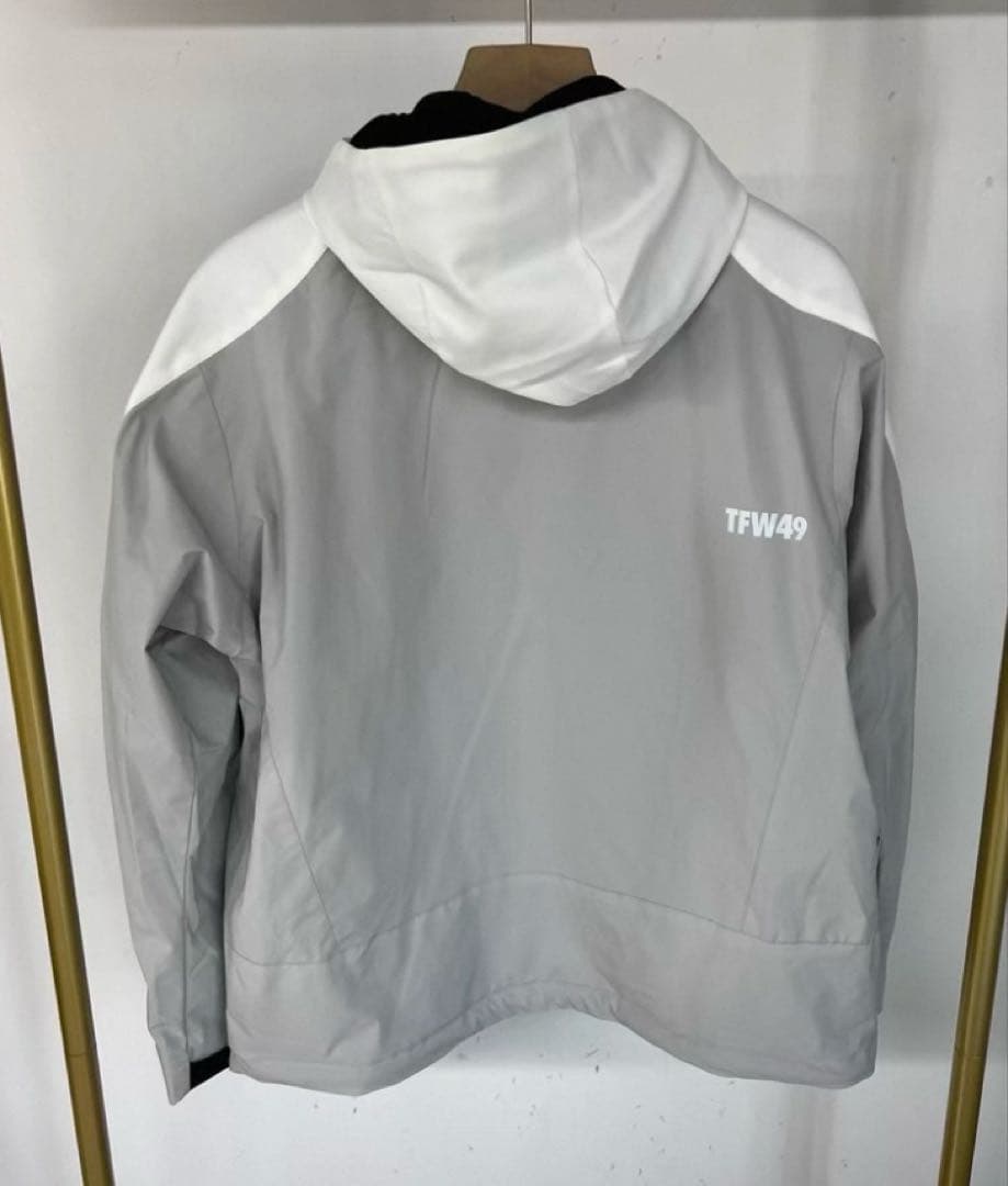 TFW49 OCTA INSULATED PARKA 保温ゴルフジャケット