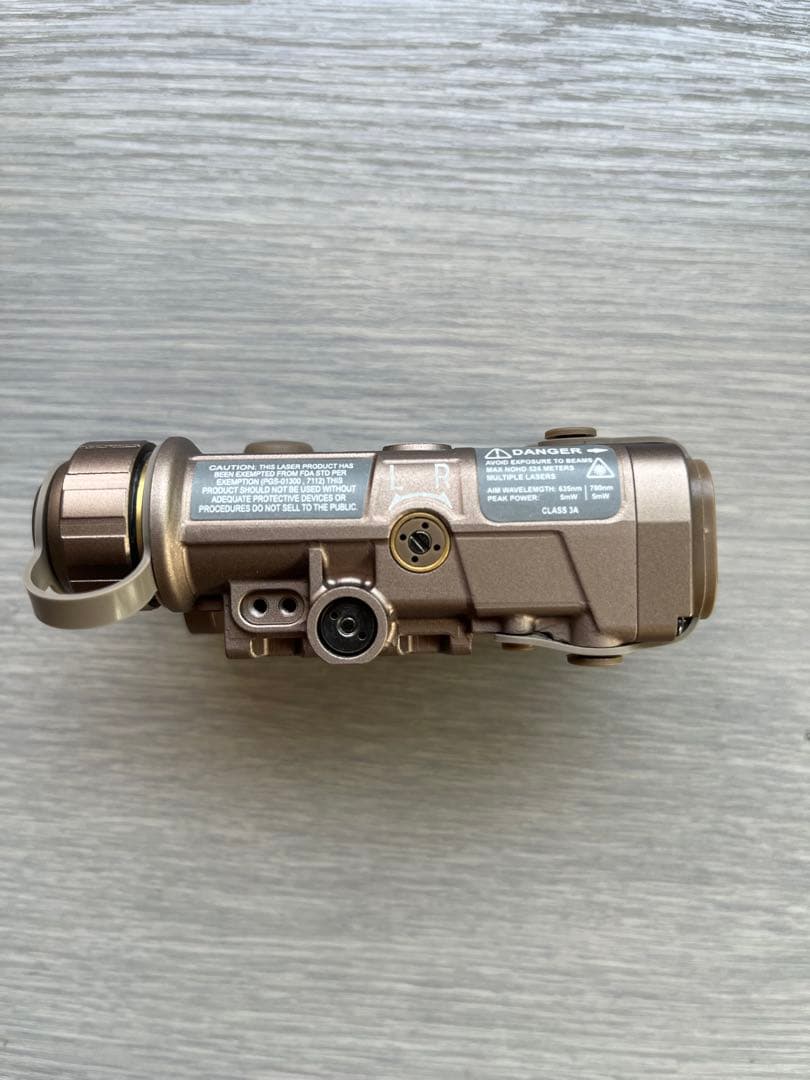 WADSN NGAL レプリカ