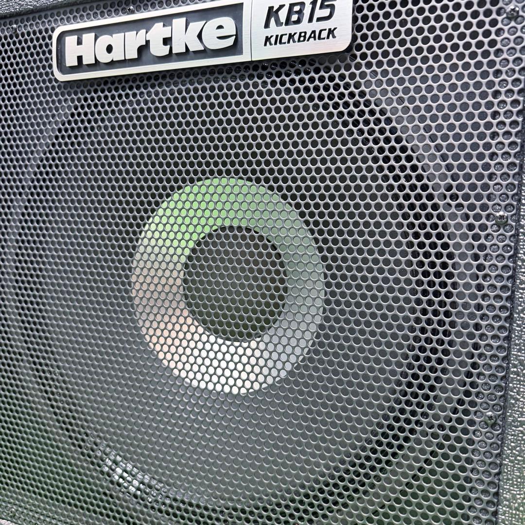 極上品　Hartke KB15 ベースアンプ 圧倒的出力　軽量　動作良好