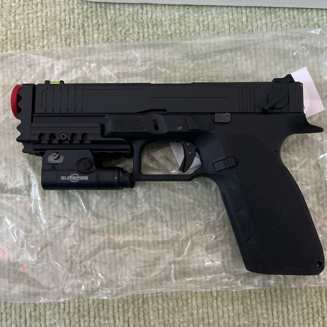 Carbon8 STRIKER 9S ストライクフェイス　レーザーサイト付き