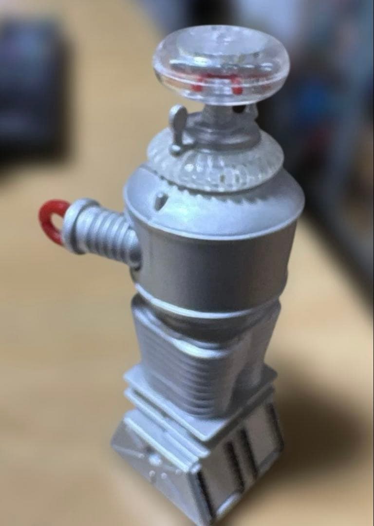 『宇宙家族ロビンソン』に登場するロボット「フライデー」のゼンマイ　増田屋