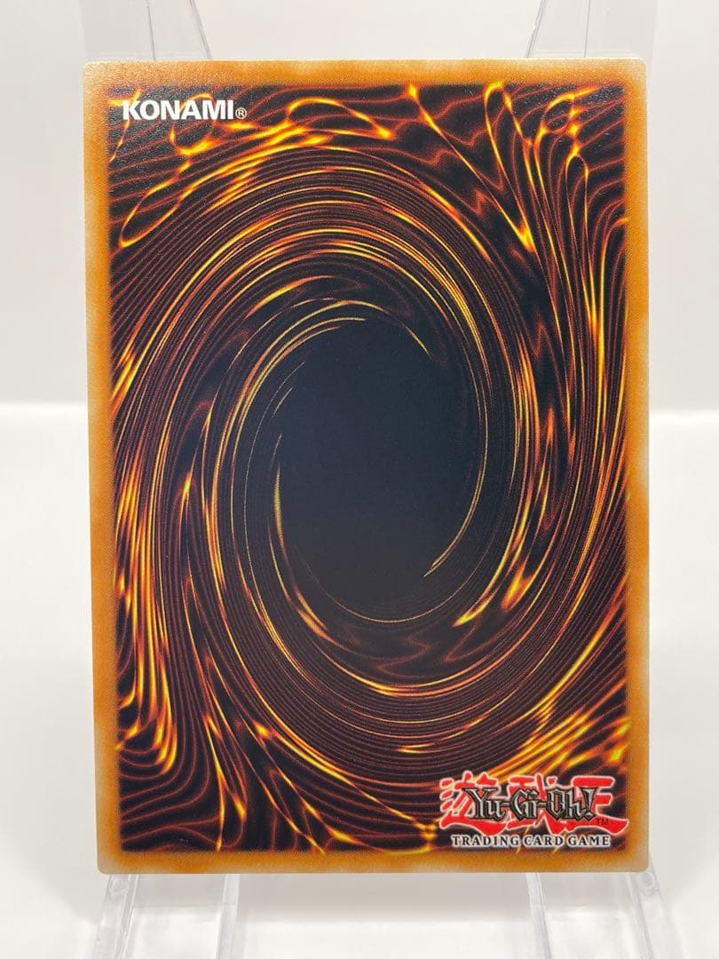 EU版 25th ブラックマジシャンガール イラスト違い クオシク 遊戯王 ②