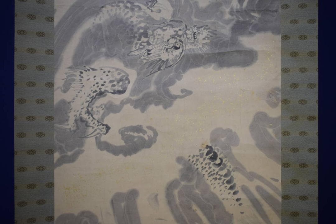 真作/佐伯岸駒/富士越龍図/桐共箱付/布袋屋掛軸HI-489